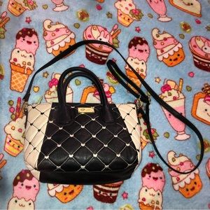 Betsey Johnson crossbody purse black/light pink pre-owned